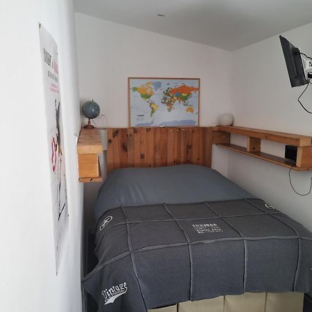 Petit Studio Independant Dans Jardin Avec Parking Et Portail Electrique مارسيليا المظهر الخارجي الصورة