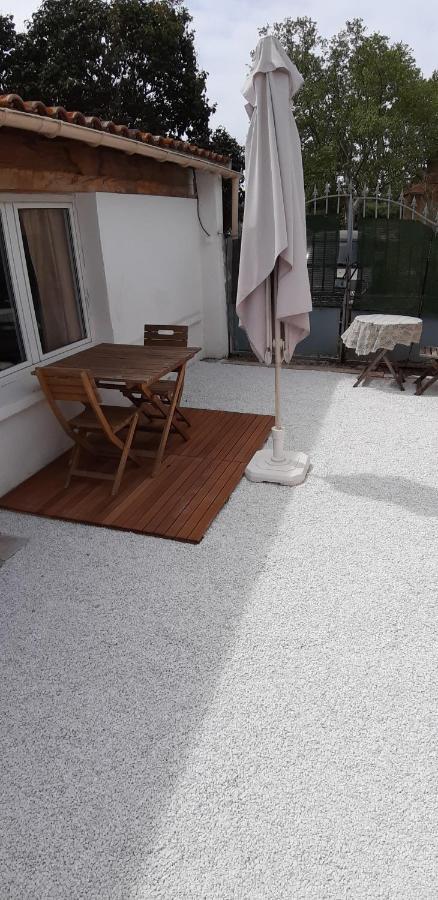 Petit Studio Independant Dans Jardin Avec Parking Et Portail Electrique مارسيليا المظهر الخارجي الصورة
